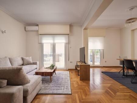Appartamento in Affitto 3+1+2 a Bllok (ID B230166) Tirana​