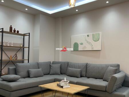 Appartamento 2+1+2 con Veranda in Vendita in via Kavaja vicino a Deliorgjit (ID 41212039)