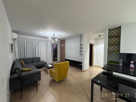 🏡 3-Bedroom Apartment + 2 Bathrooms for Rent near Dry Lake – Comfort and Lifestyle!