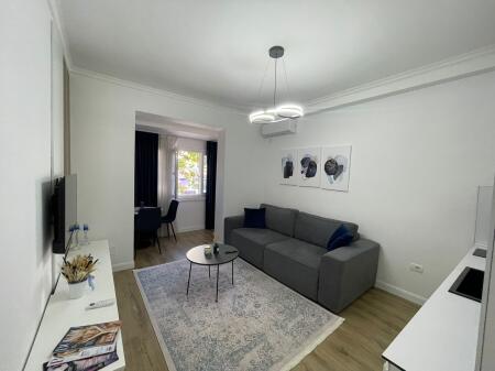 Apartament 1+1+ballkon per Qira tek 21 Dhjetori