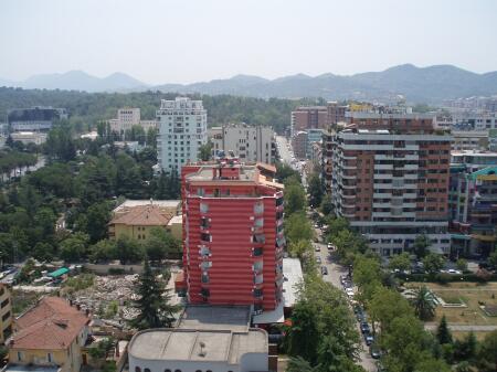 🎯 Zyrë Premium për Qira në Zemër të Tiranës – Ish-Blloku, Rr. Pjetër Bogdani