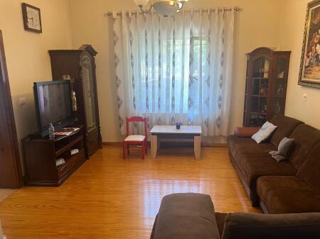 APARTAMENT ME QERA 2+1 LAPRAKE 35.000 LEKE