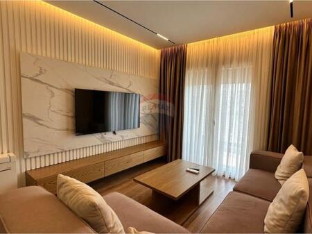 Apartament 2+1 me ballkon + post parkimi. Kopshti botanik