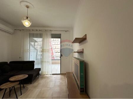 FOR RENT, APARTMENT 3+1+2, NEW MATERNITY, TIRANA !