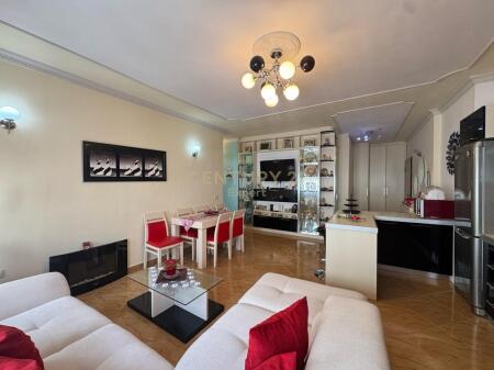 🏡 Appartamento 2+1 in Affitto – Fresk, vicino alla Scuola "17 Shkurt" (Qesarakë)