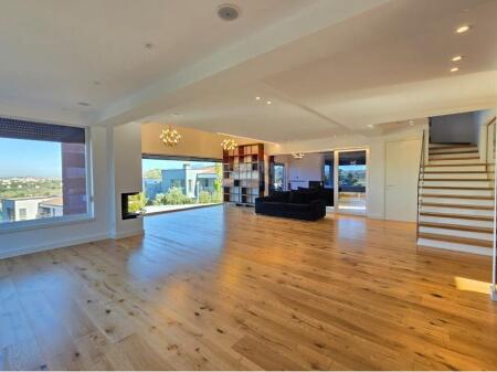 Villa for rent at Teg !