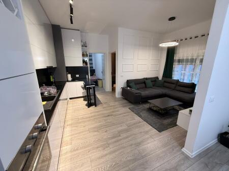 In affitto Appartamento 2+1 – Complesso Mangalem, Ali Demi💶 Prezzo: 450 Euro / mese