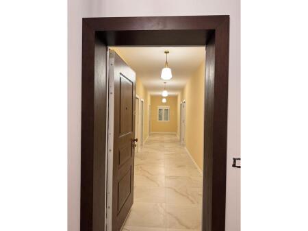 For rent the first floor of a luxury villa near the school “Rreze Drite”, Sauk.