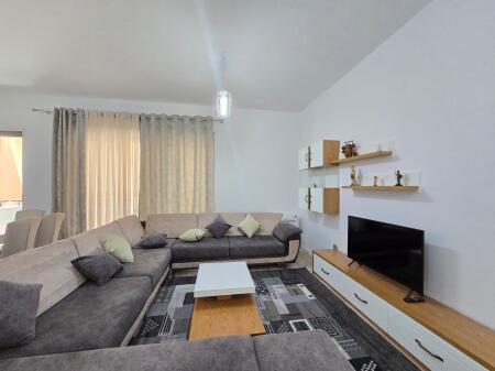 2+1 apartment for rent on Kavaja Street