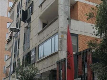 (OKAZION)Shitet apartament 2+1 i pershtatshem per zyra tek RTSH , rr Themistokli Germenji