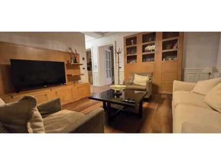 🏠 Apartment 1+1 for Rent – Red School