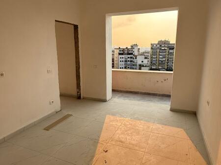 Apartment 1+1 for sale in the Center of Tirana – Kavajës Street, behind Dine Hoxha Mosque