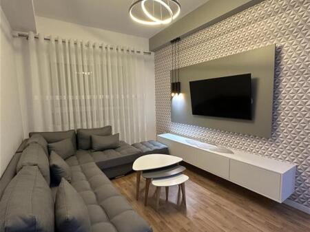Super Apartment 2+1 for rent at the Mangalem/Ali Demi complex (500 euros non-negotiable)
