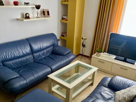 🏢 Jepet Apartament 2+1 me qira te Rruga Sulejman Pasha!