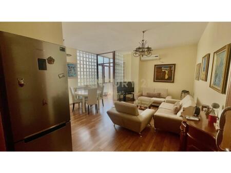 Center, 1+1 apartment for rent
