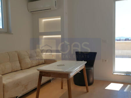 Jepet me qera apartament 1+1 Tek ish Restorant Durresi