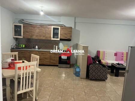 Shitet Apartament 1+1 në Zonën e Astirit, pranë Bar Oslo