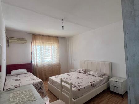 Apartament 1+1+ ballkon Shkolla Bajram Curri 500€