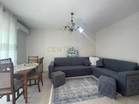 QIRA, APARTAMENT 3+1, RRUGA FORTUZI!!