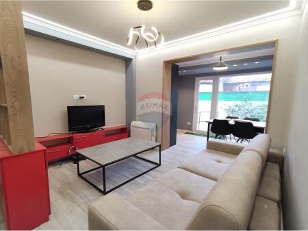 Apartament 2+1+2. Bulevardi Zogu i pare