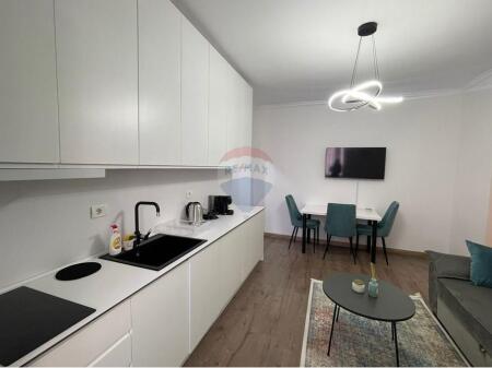 Apartament 1+1+ballkon per Qira tek 21 Dhjetori