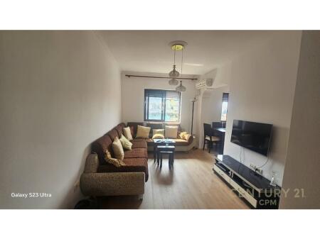 Apartament 2+1 per shitje Buzë Rrugës Bardhyl