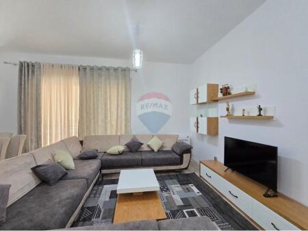 APARTAMENT ME QIRA 2+1 TE KOMPLEKSI DELIJORGJI !