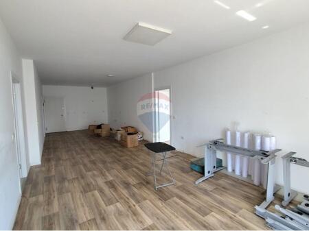 Office space for rent, Center !