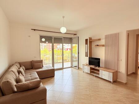✨ Apartament 1+1 me Qira – Lungomare, Vlorë ✨