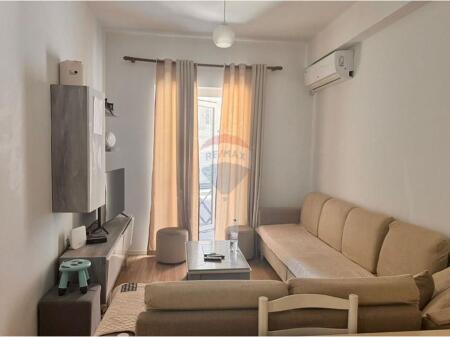 Apartament 2+1 per Qira tek Kompleksi Mangalem !