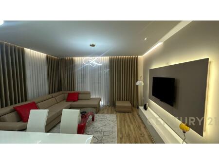 Apartment for rent 2+1+2, in Xhamllik!