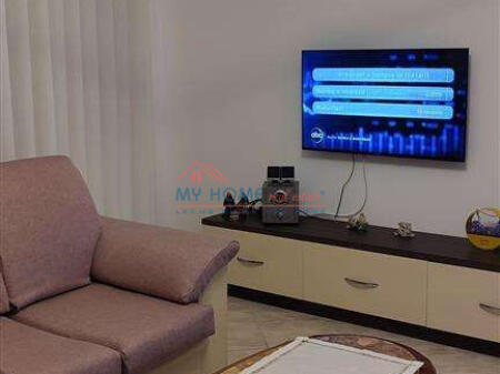 Apartament 1+1 me Qira 21 Dhjetori Tirane