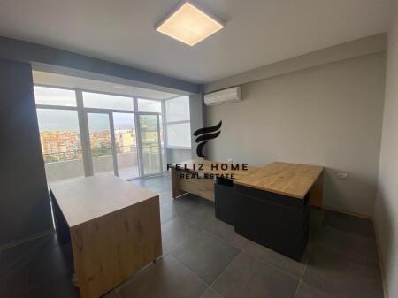 UFFICIO IN AFFITTO 110M2 VIA ELBASAN 600 EURO