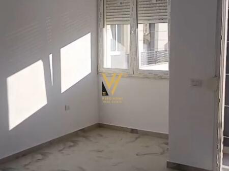 OFFICE 95 M2 FOR RENT AT NDRE MJEDA 60,000 LEKE