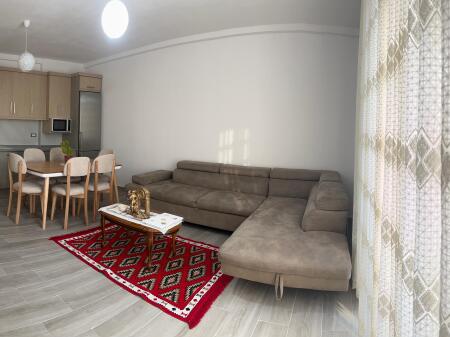 Apartament me qera 3+1