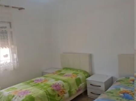 APARTAMENT ME QERA 2+1 MINE PEZA 700 EURO