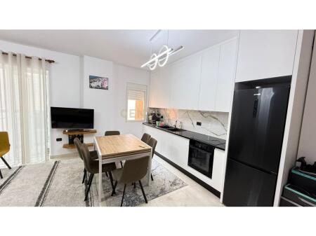 FOR RENT APARTMENT 2+1+2 , NEAR THE INDUSTRIAL MARKET IN DURRES !