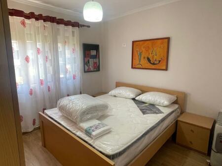 Apartament 2+1 me qira ne qender