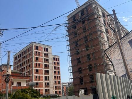 Apartment 2+1+2 for sale in Astir, AOS construction