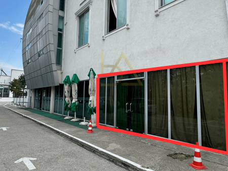 Locale commerciale in affitto a Vorë – 500 €/mese
