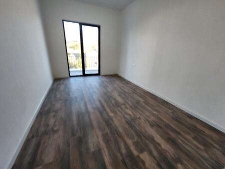 ✨ FOR RENT – OFFICE 2+1+2 TOILETS & BALCONY 📍 Arlis Complex, Pharmacy 10 – Dibrës Street