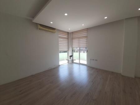 OFFICE FOR RENT 180M2 WILLSON SQUARE 2,000 EURO