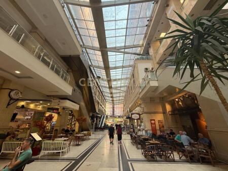 Commercial space for rent – Skënderbej Square, Galeria complex