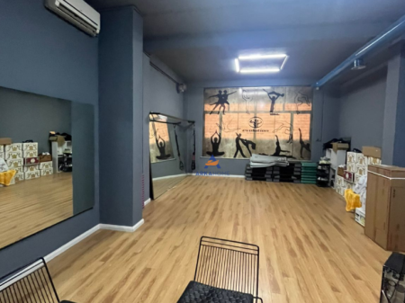 AFFITTASI AMBIENTE 90 M2 "VIA BOGADENEVE" 1000 EURO