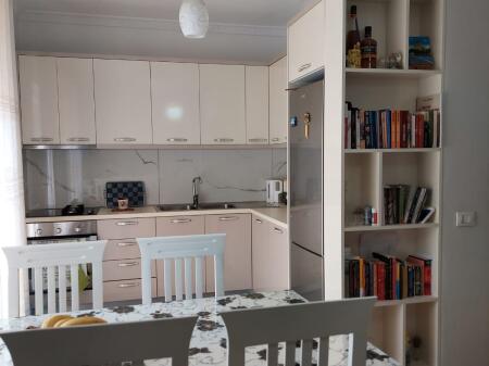 Appartamento 2+2 arredato con superficie di 90m2