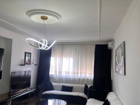 SHITET APARTAMENT 2+1- PORCELAN, Pranë Universitetit Europian