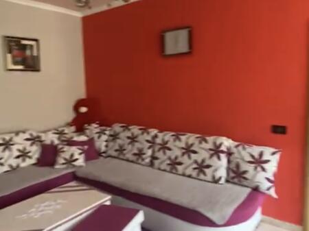 2+1,arredato,strada Fresku,350 euro