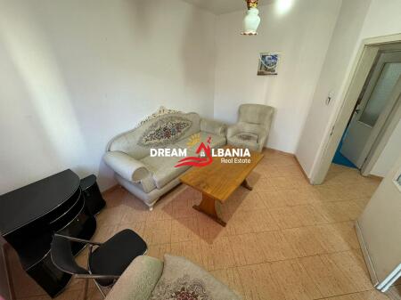 Appartamento 1+1 in affitto Centro, in Viale Zogu 1, vicino a Sigalit (ID 4219379)
