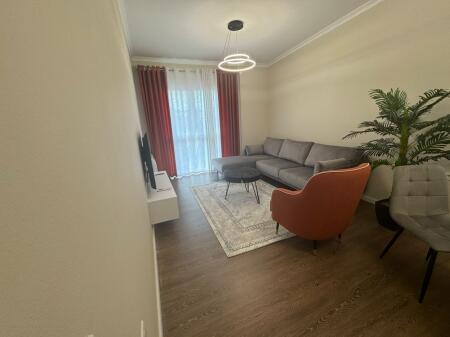 Appartamento 2+1 + Parcheggio vicino a TEG!
