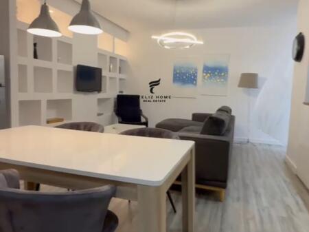 SHITET APARTAMENT 1+1 RRUGA E BARRIKADAVE 175.000 EURO